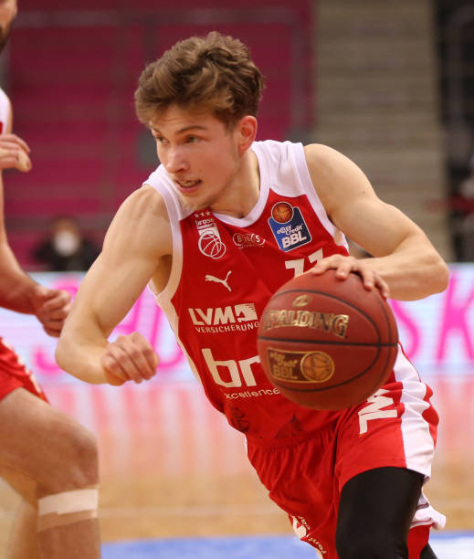 因与教练理 因与教练理