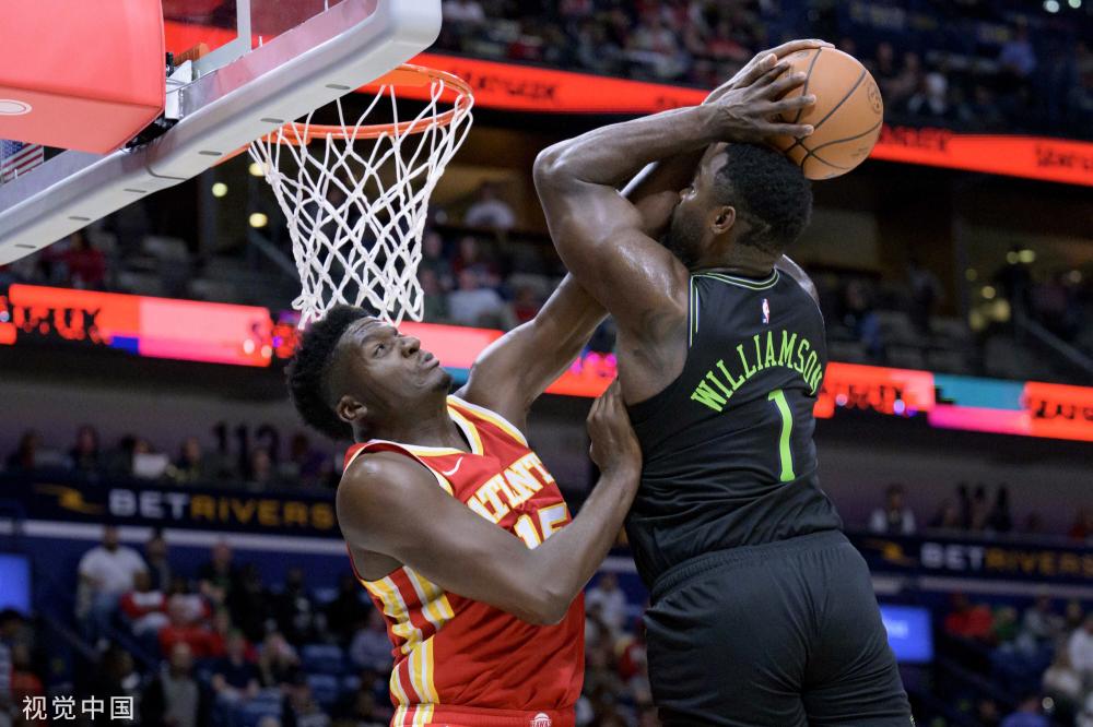 张驰在接发 张驰在接发