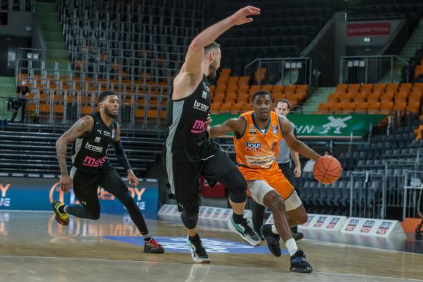 次对抗都吸 次对抗都吸